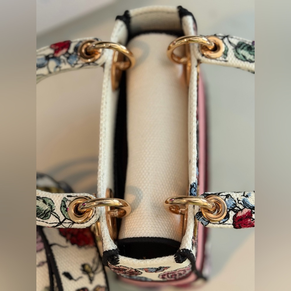 ❤️SOLD ON THE BAY❤️Christian Dior Canvas Florilegio Embroidered Medium Lady - Picture 8 of 16